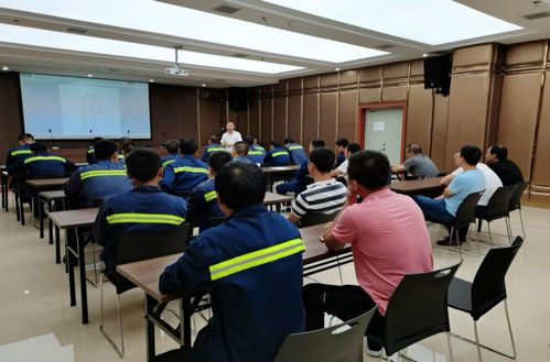 鑫政鋁業(yè)舉辦鋁模返廠操作技能培訓 強化技術服務品牌意識